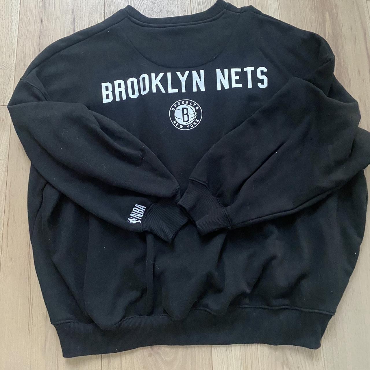 NBA Women's Black and White Sweatshirt Depop