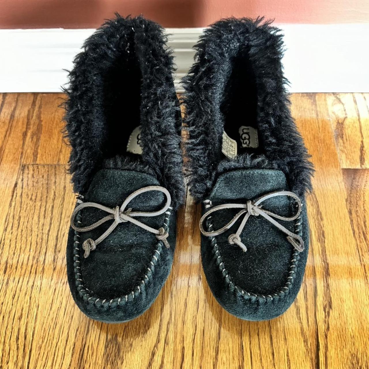 Black ugg clearance moccasin