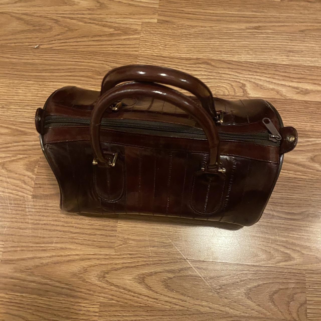 item listed by amna2themax