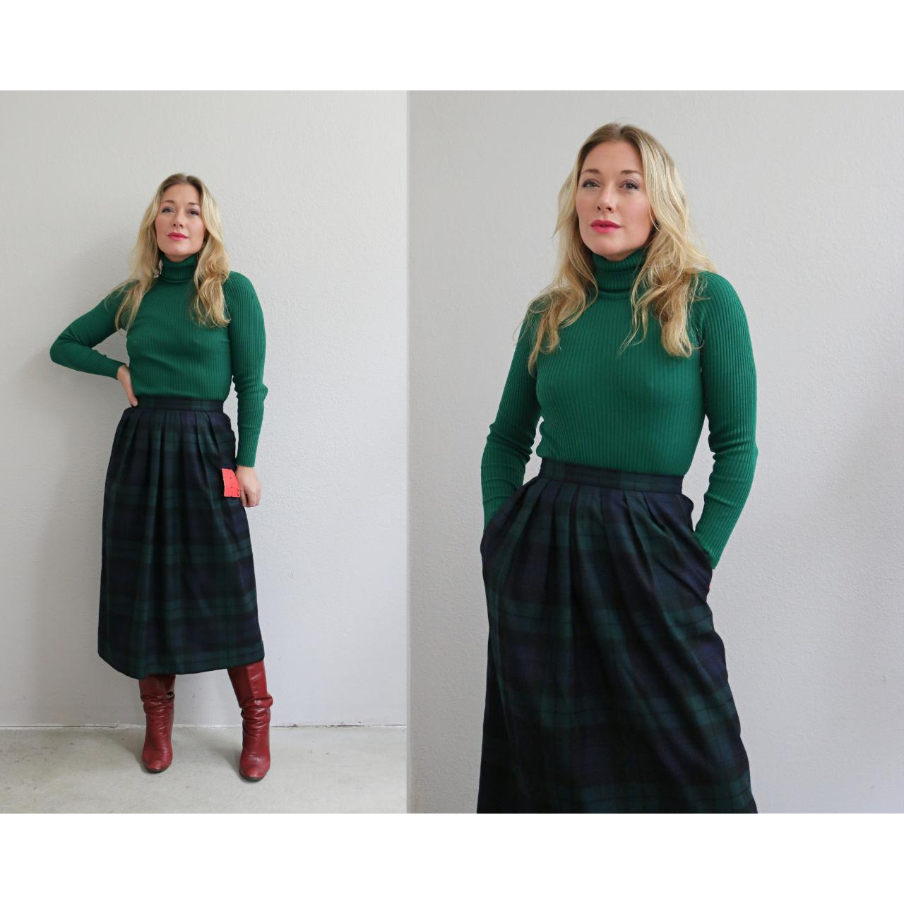 Classic 1980 s Tartan plaid skirt in women s size. Depop