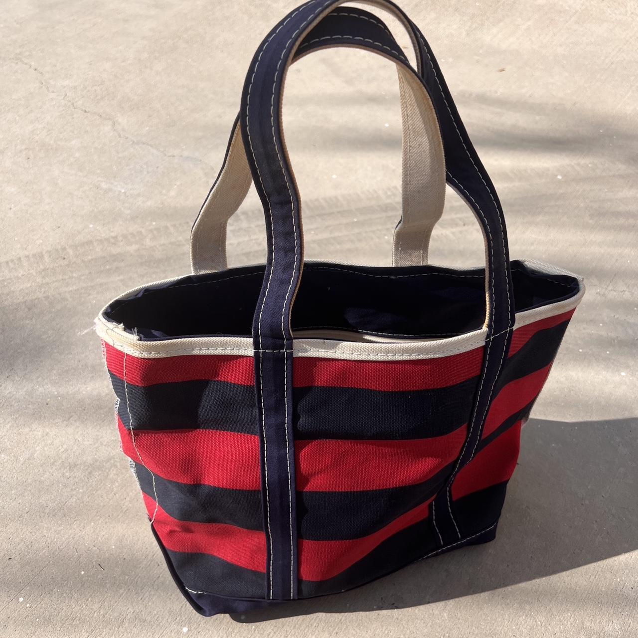 Made in usa LL BEAN boat n tote, Zip up , 16 length x...