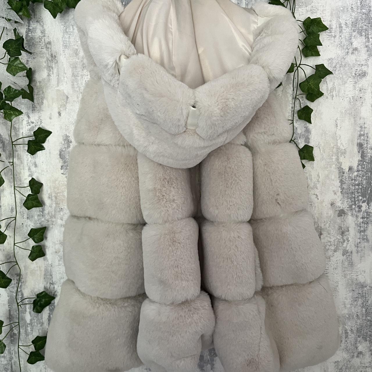 woman’s fur gilet white/cream waistcoat size... - Depop