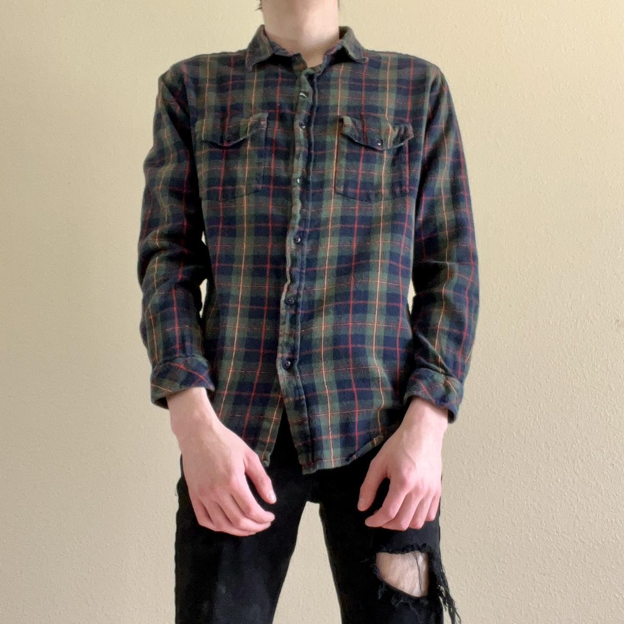 Zumiez Men's Green and Red Shirt Depop