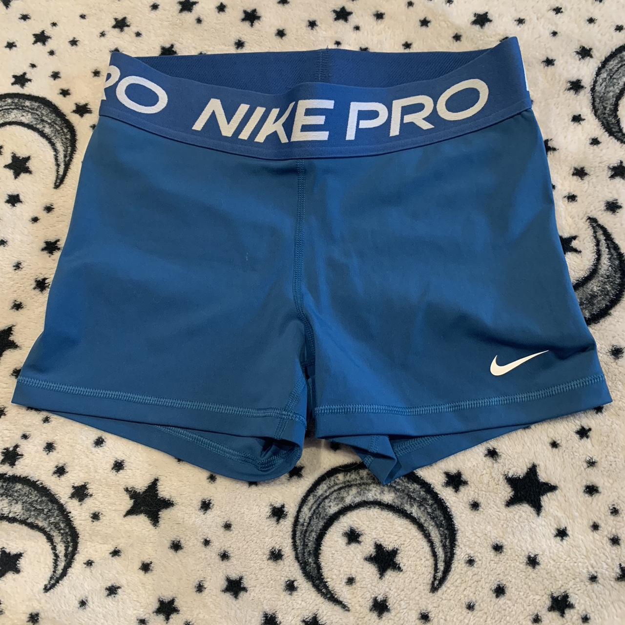 size small nike pro shorts
