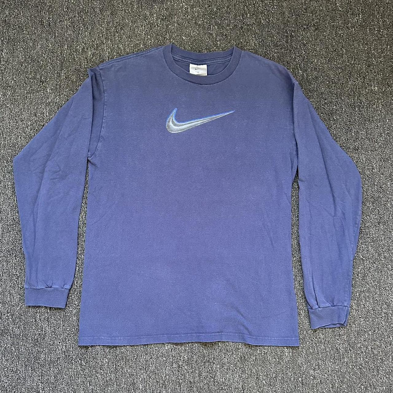 Nike Men's Navy T-shirt | Depop