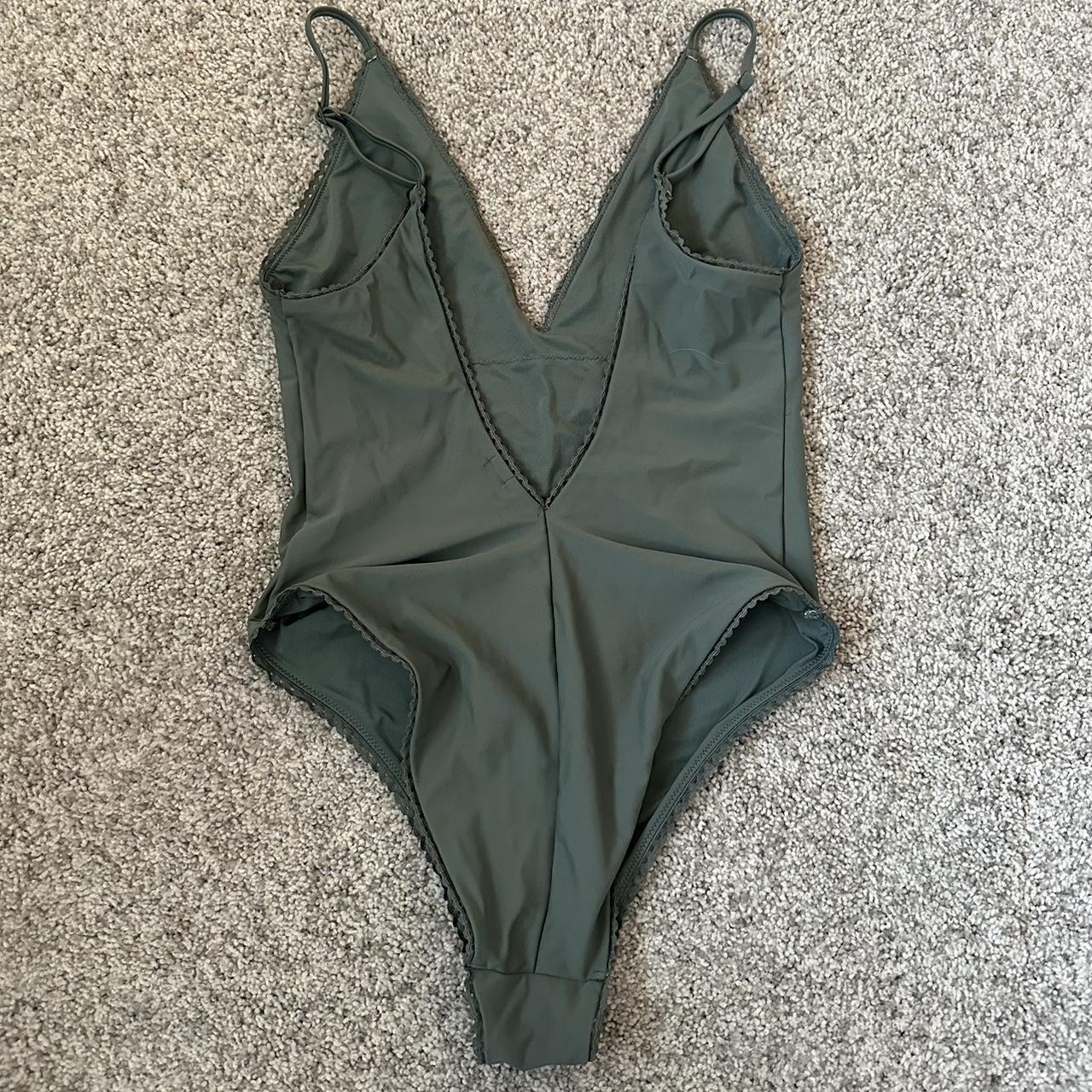 Aerie v-neck one piece swimsuit in this pretty... - Depop