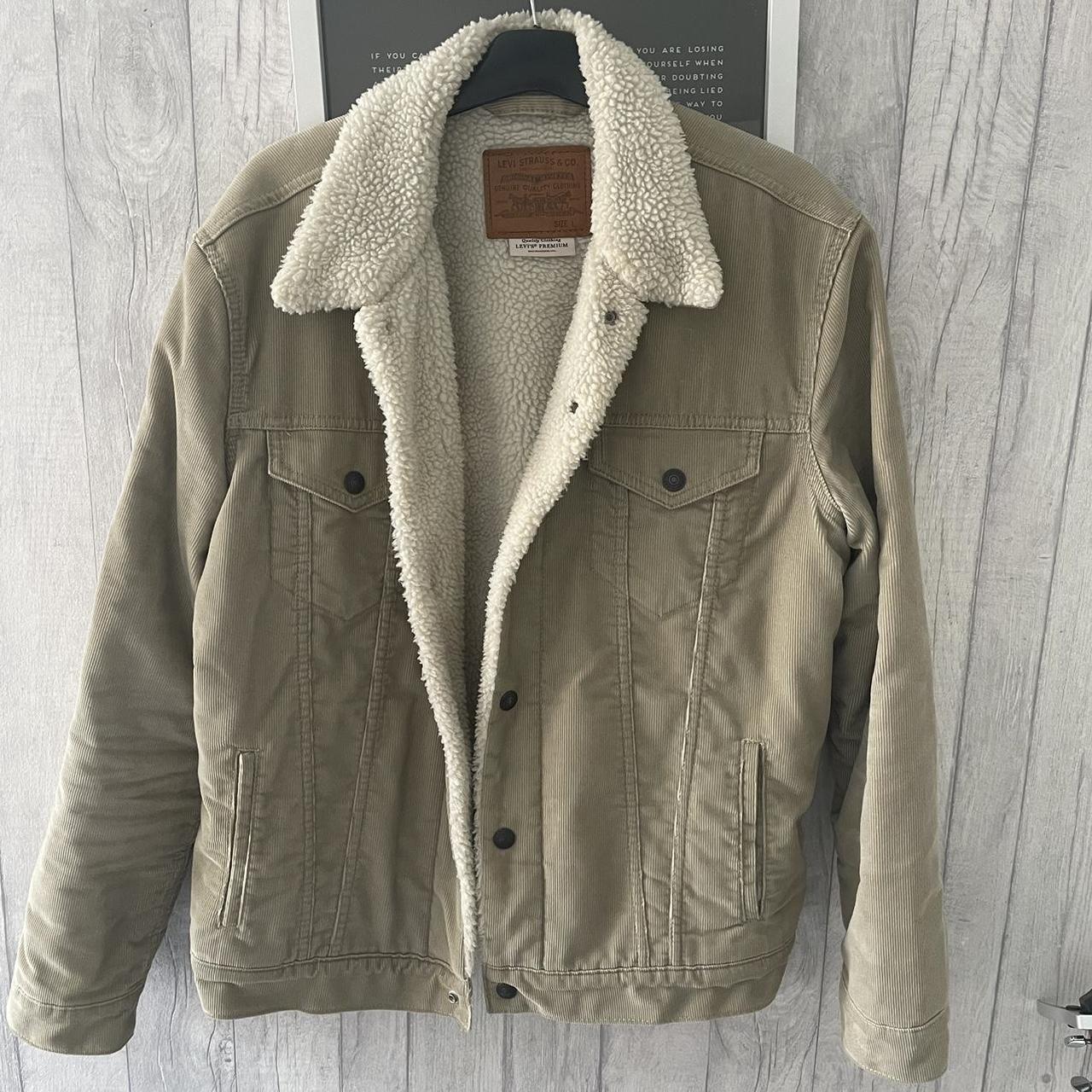 Levi’s Sherpa Trucker Jacket Great condition,... - Depop