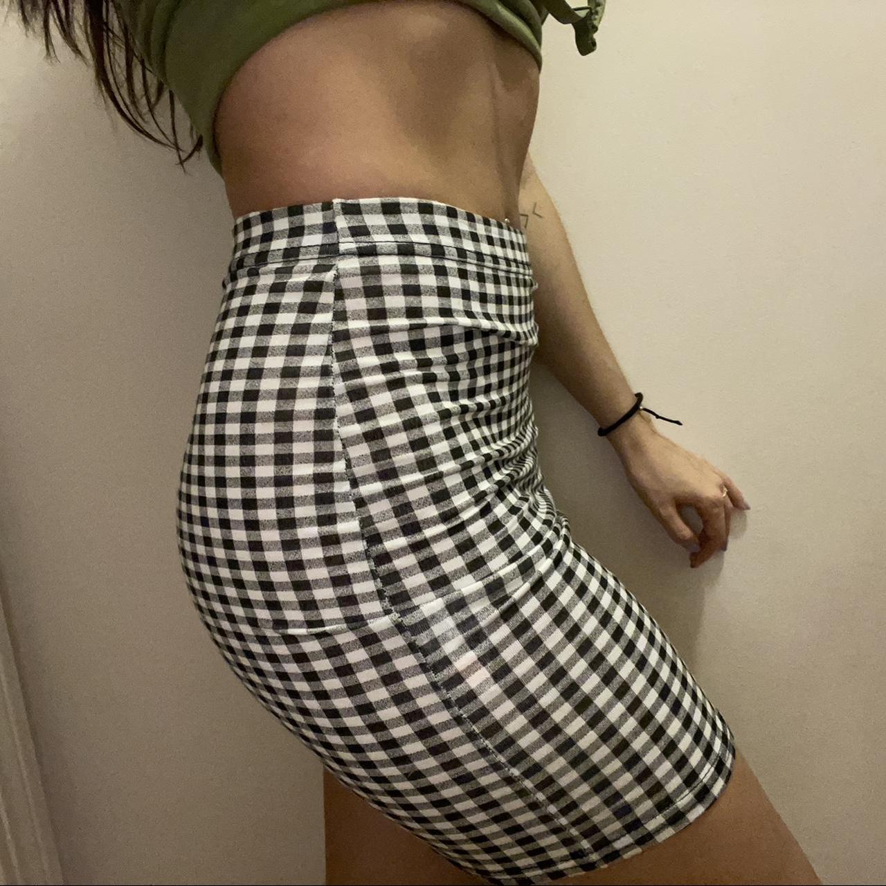 Plaid skirt clearance pretty little thing