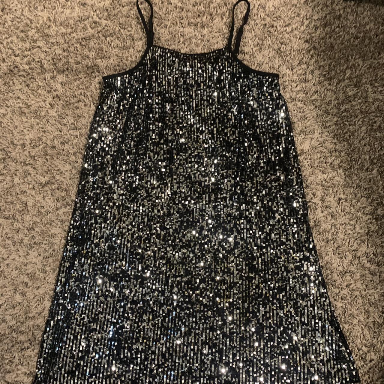 sparkly sequin dress ~1920s fit on small - Depop