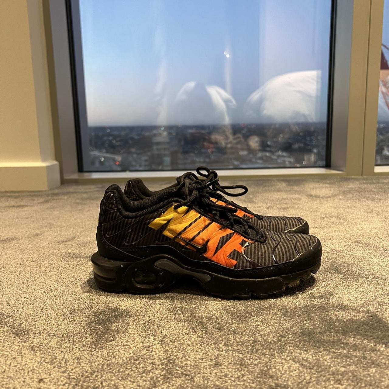 Black and orange tns best sale