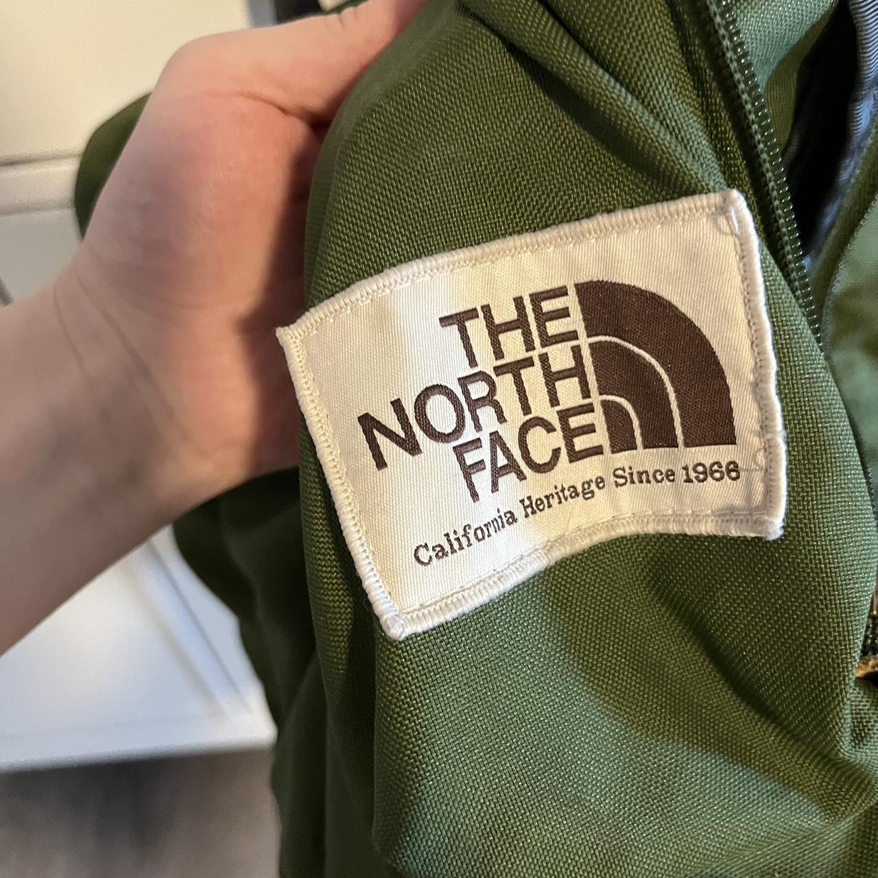 The North Face Women's Green and Tan Bag (4)
