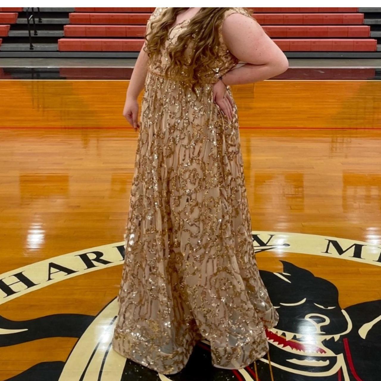 Rose gold sparkly prom dress size 18 selling my