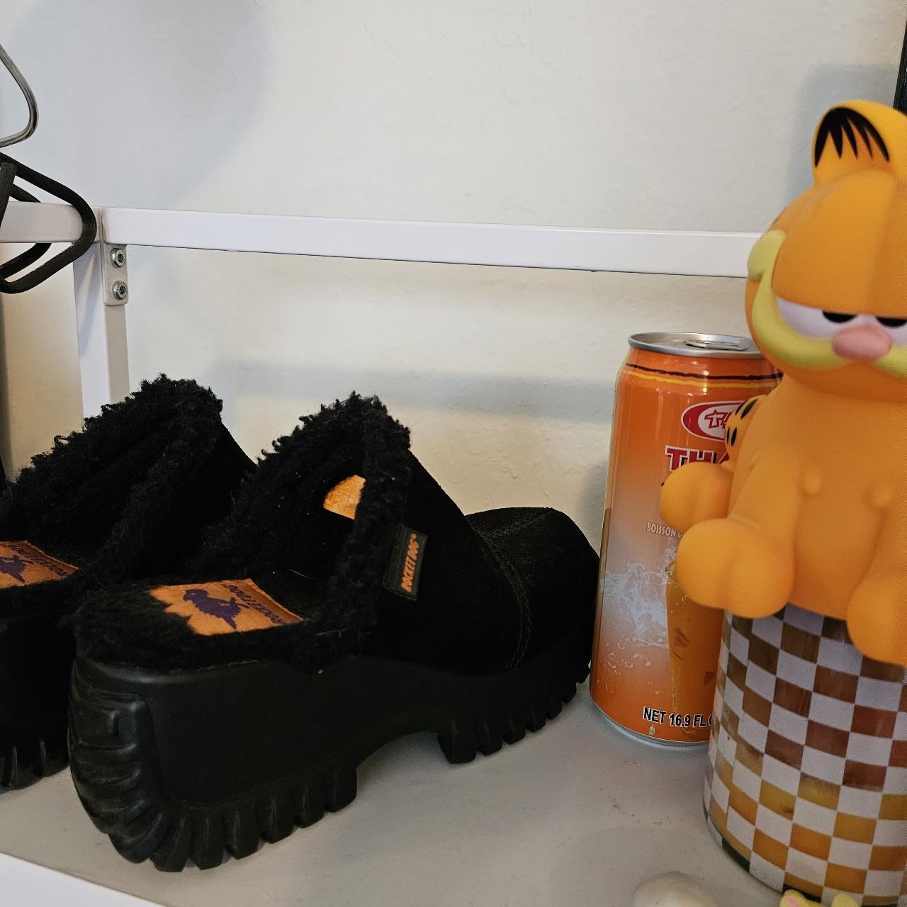 Rocket Dog Women's Black Clogs Depop