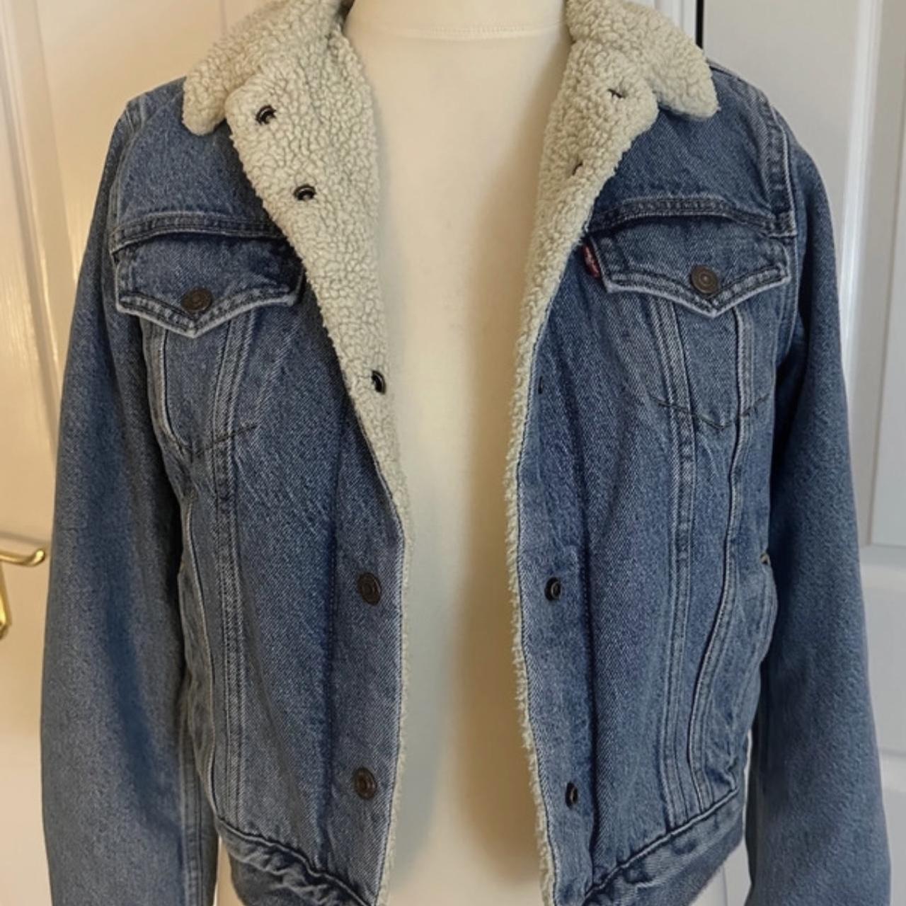 Women’s Levi's® 90's Sherpa Denim Jacket Size... - Depop