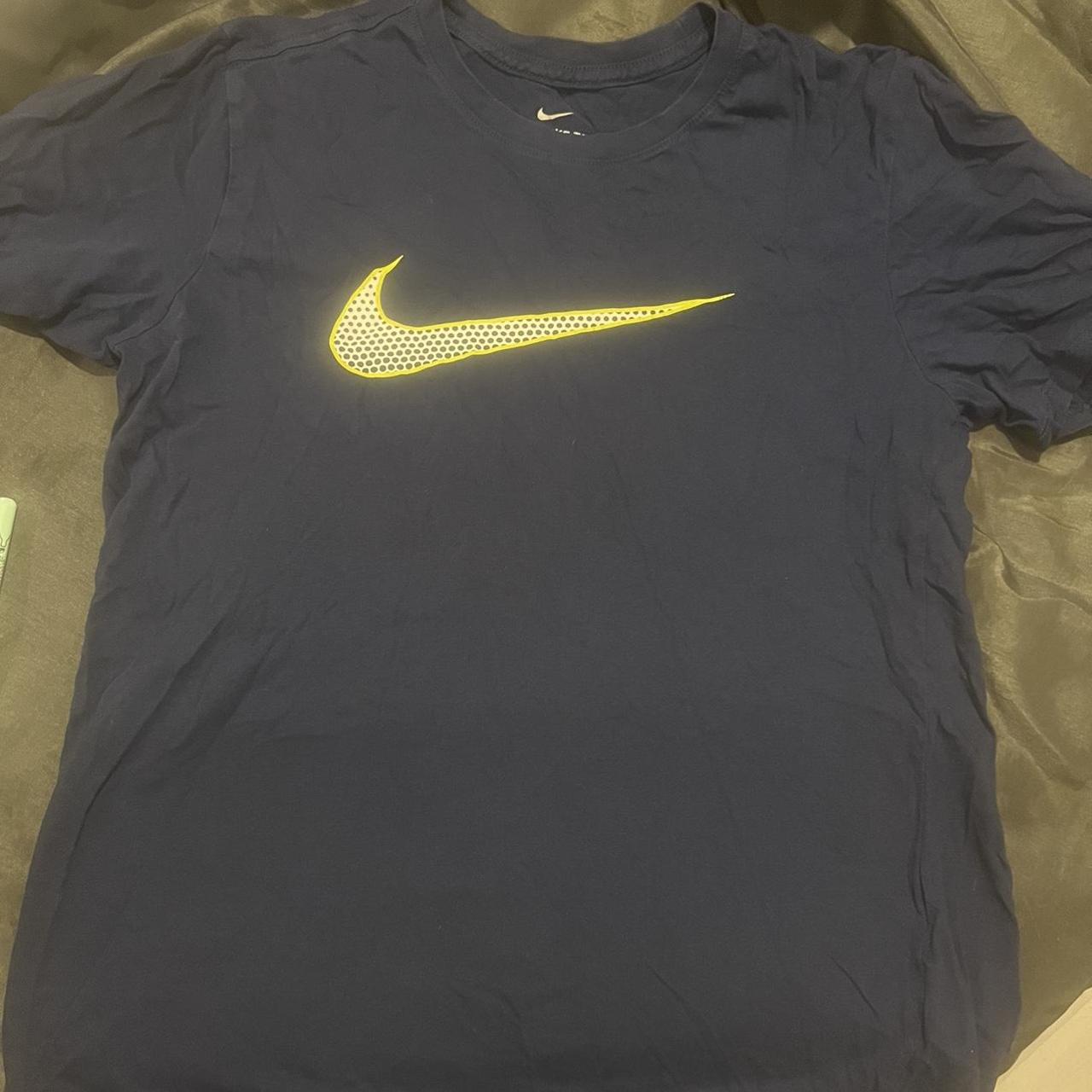 womens navy blue nike shirt