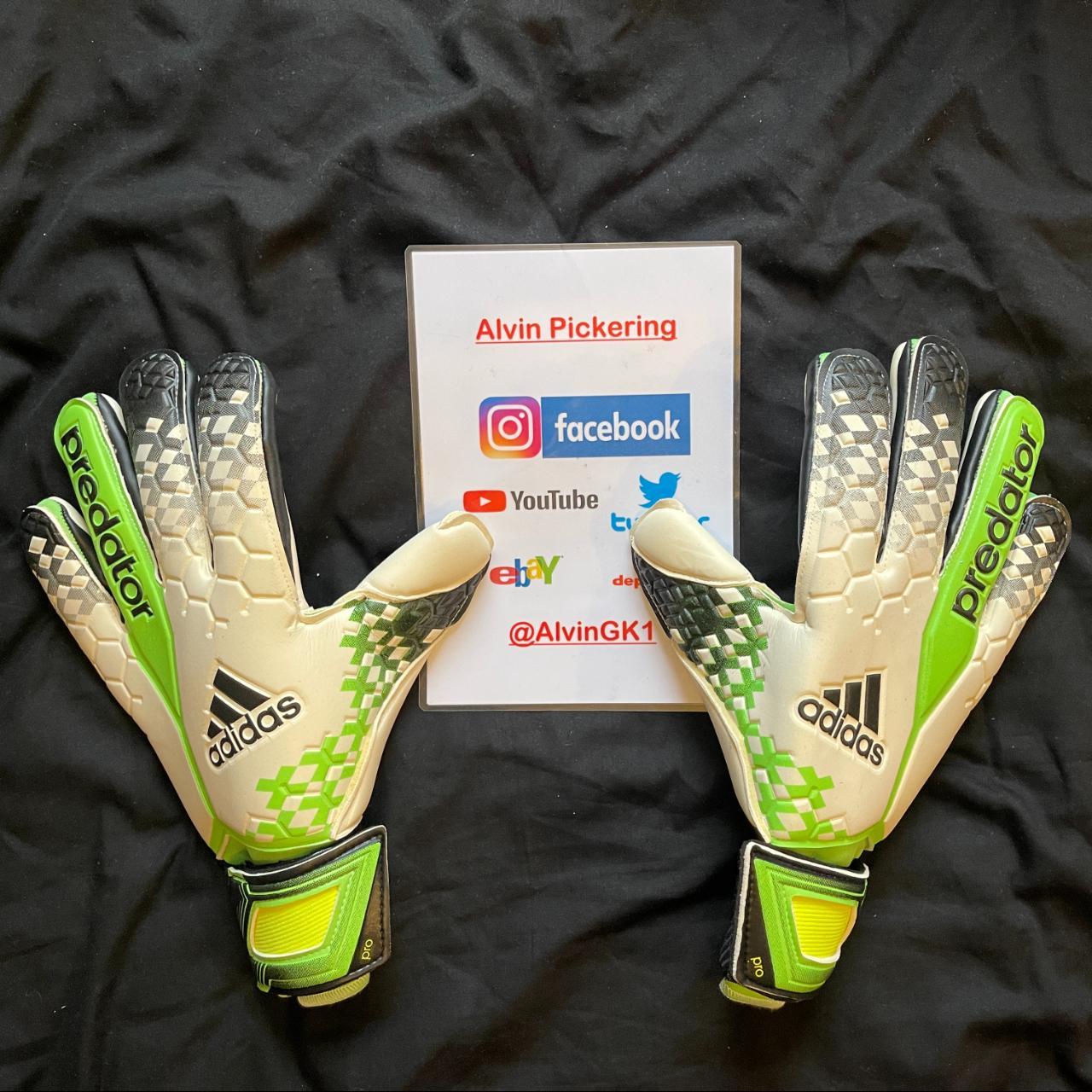 Adidas Predator Pro Goalkeeper Gloves size 12 Brand