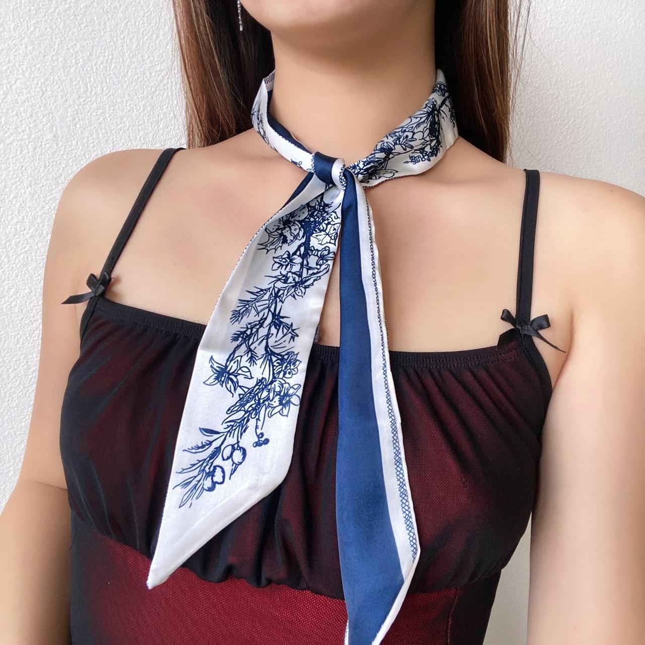 item listed by accessory_addict