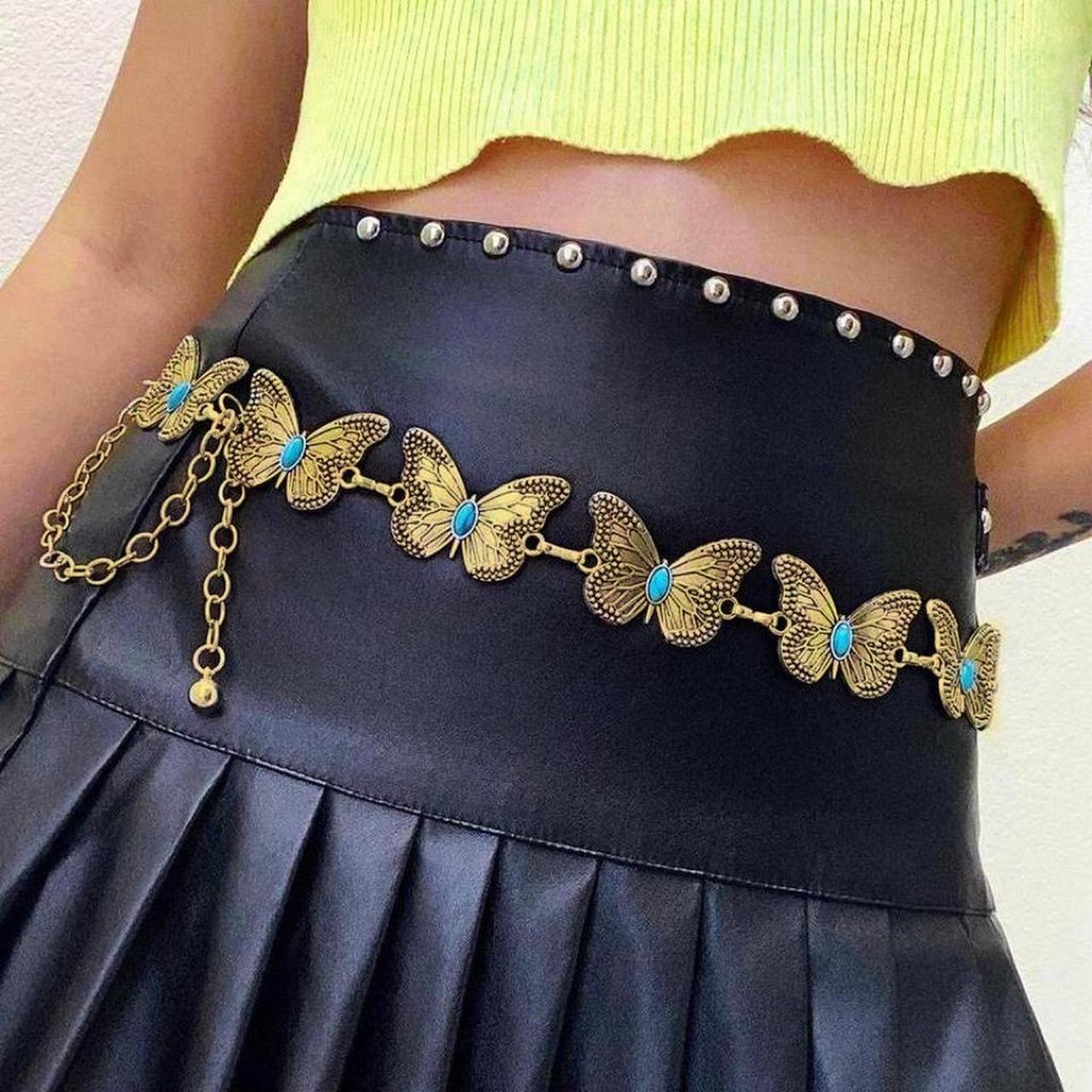 item listed by accessory_addict