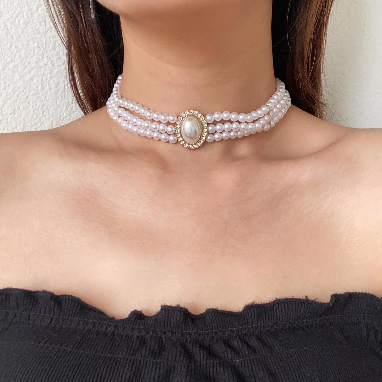 item listed by accessory_addict