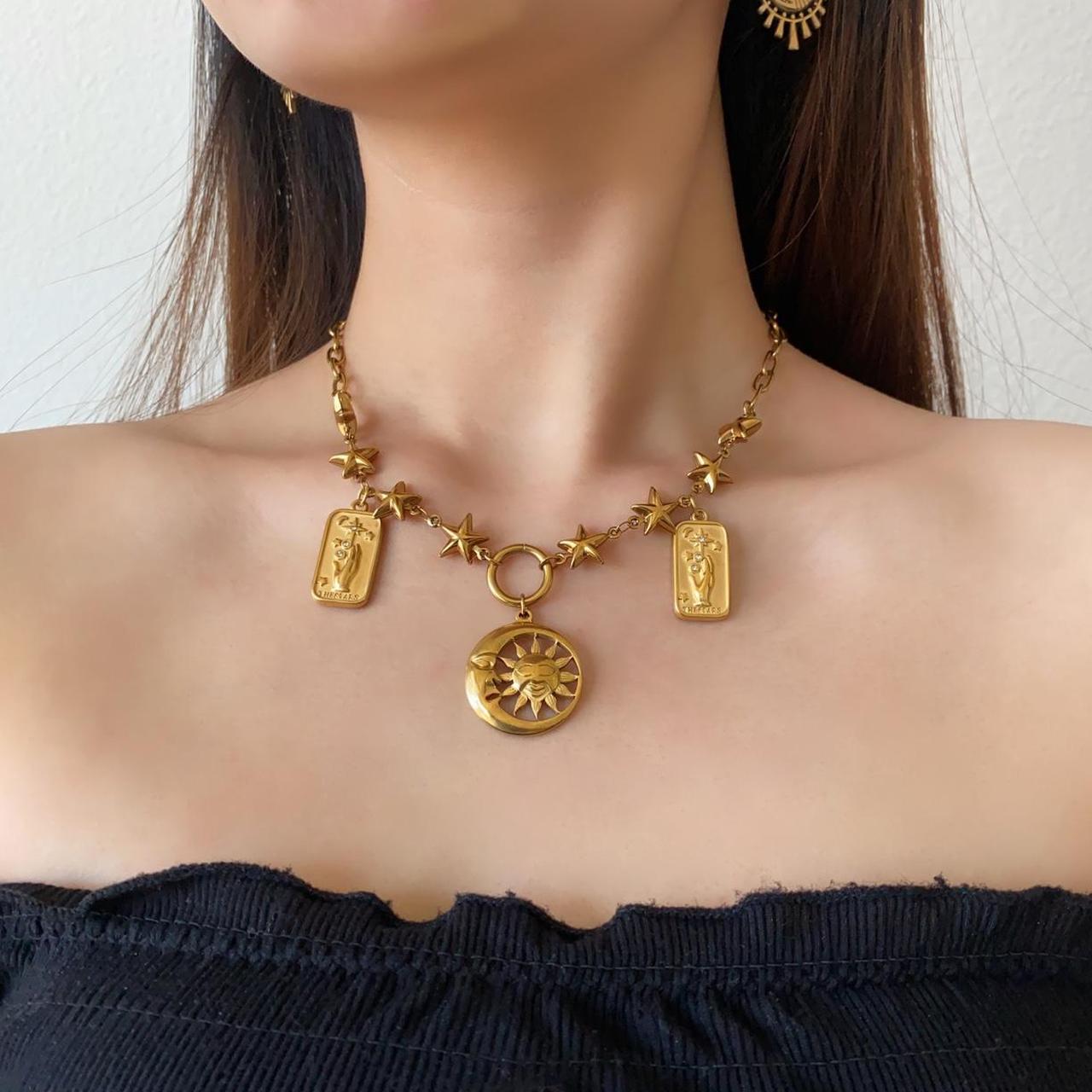 item listed by accessory_addict