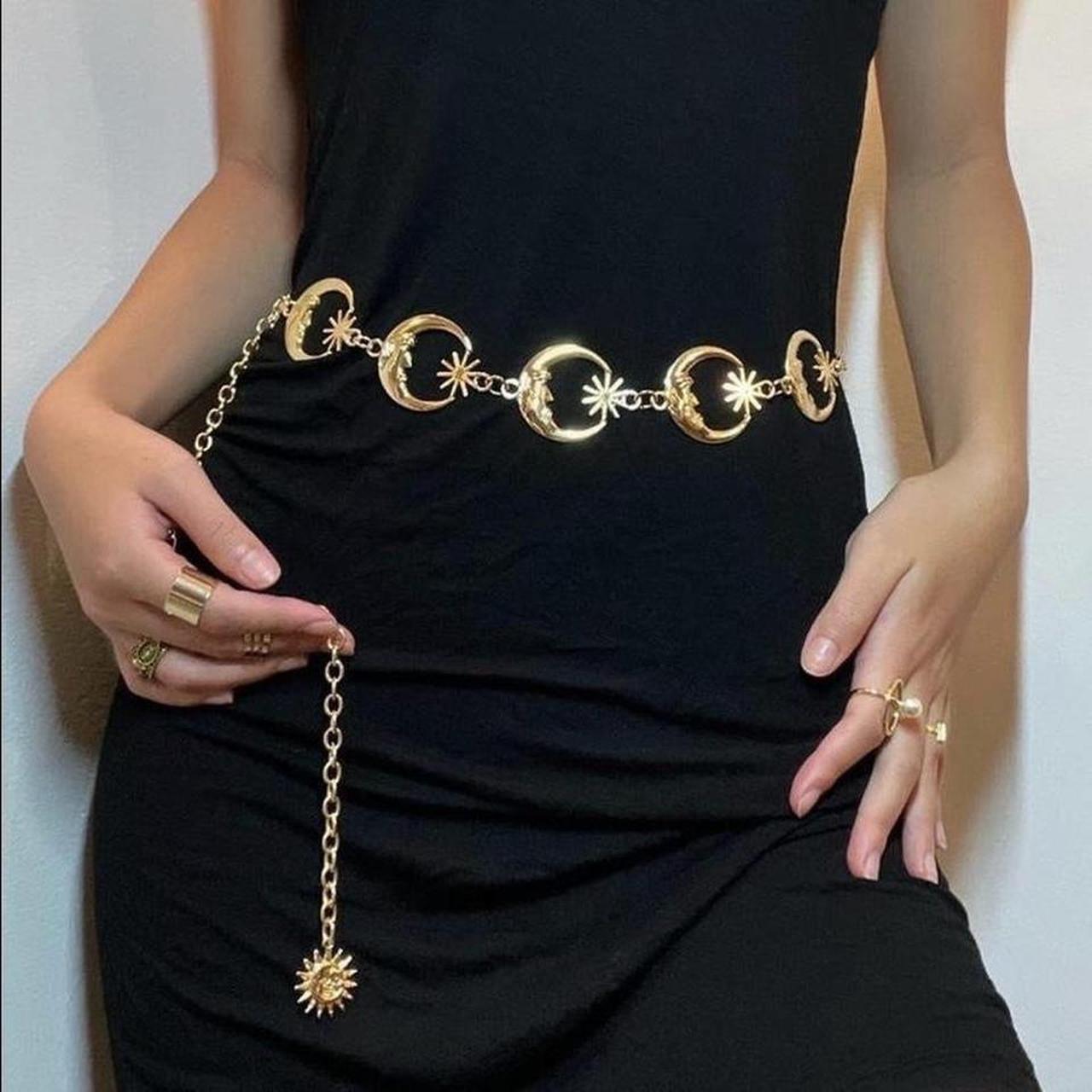 item listed by accessory_addict