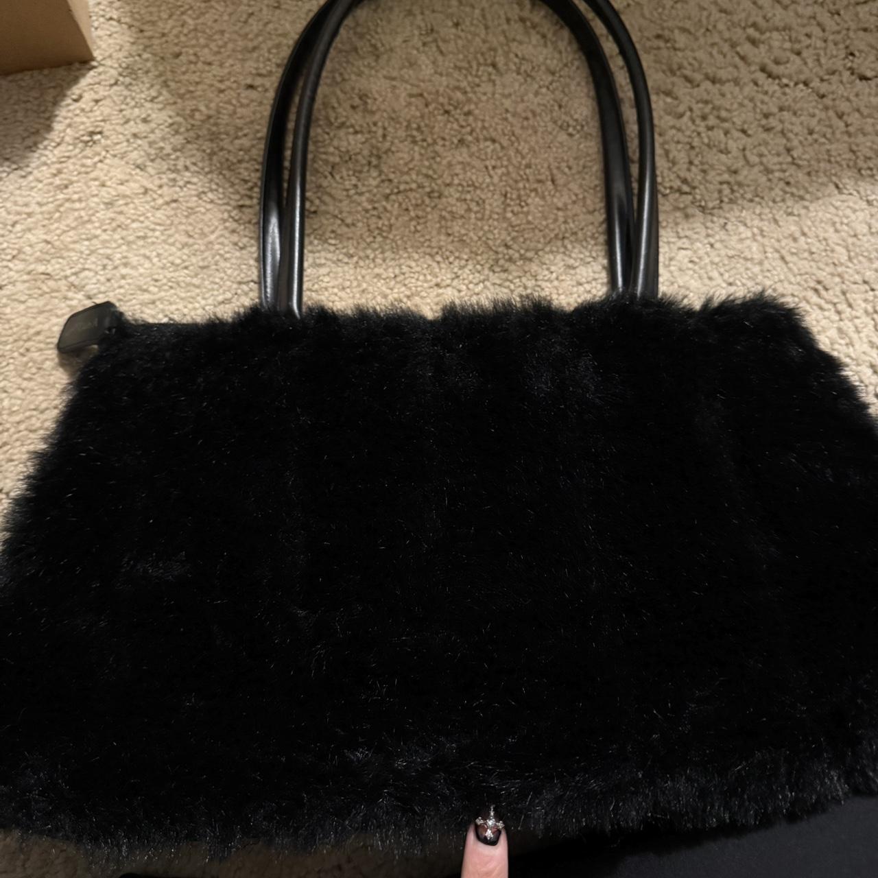 item listed by lostonsaturnn