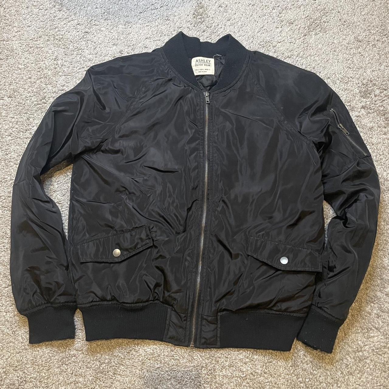 item listed by still_qute