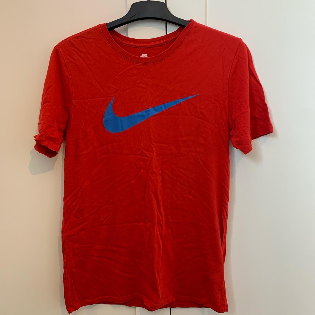 Nike t shirt Red and blue tick Size medium Great... - Depop