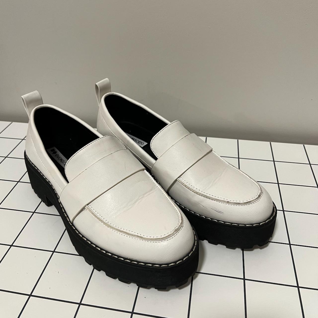 Women's chunky Loafers US8 black and white Size is... - Depop