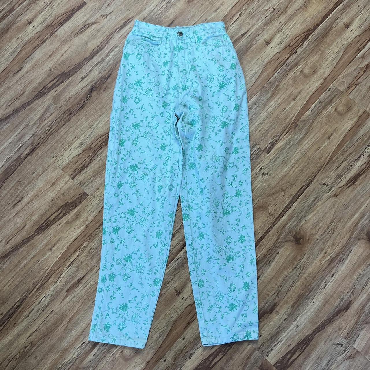 item listed by nostalgic_threadz