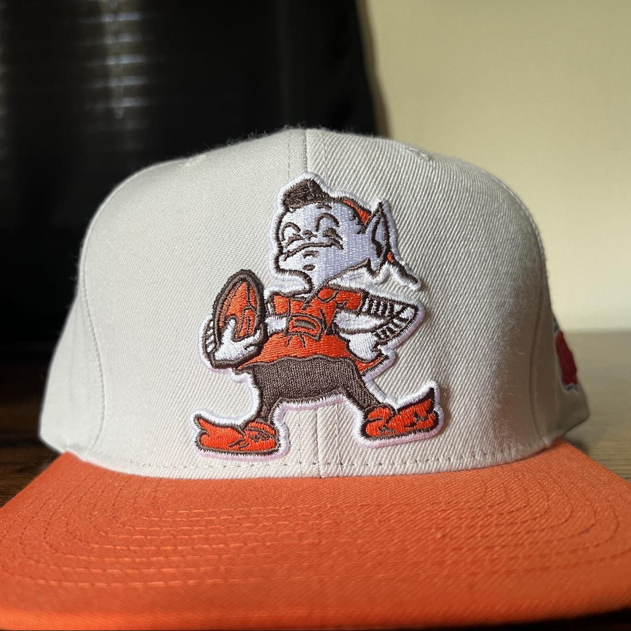 NFL Vintage Cleveland Browns Logo Mitchell & Ness