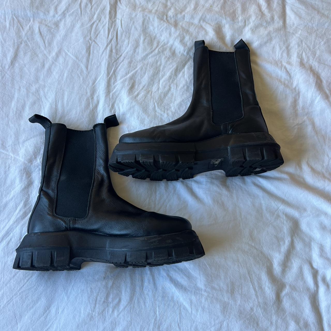 chelsea biker boots