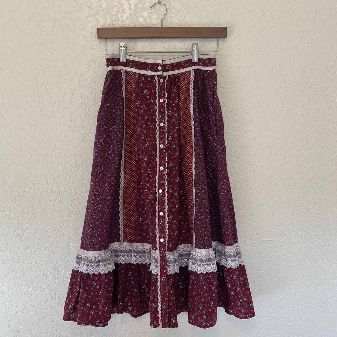 Gunne Sax Women S Burgundy And Red Skirt Depop