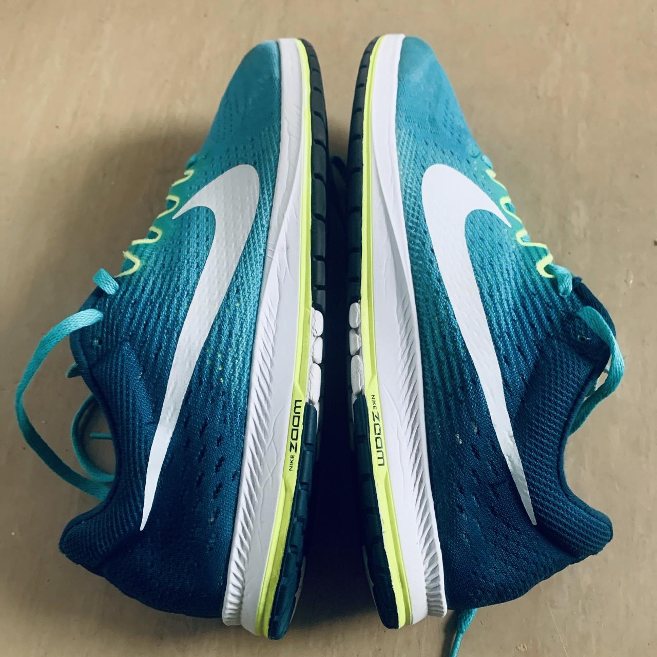 2002 og nike zoom streak