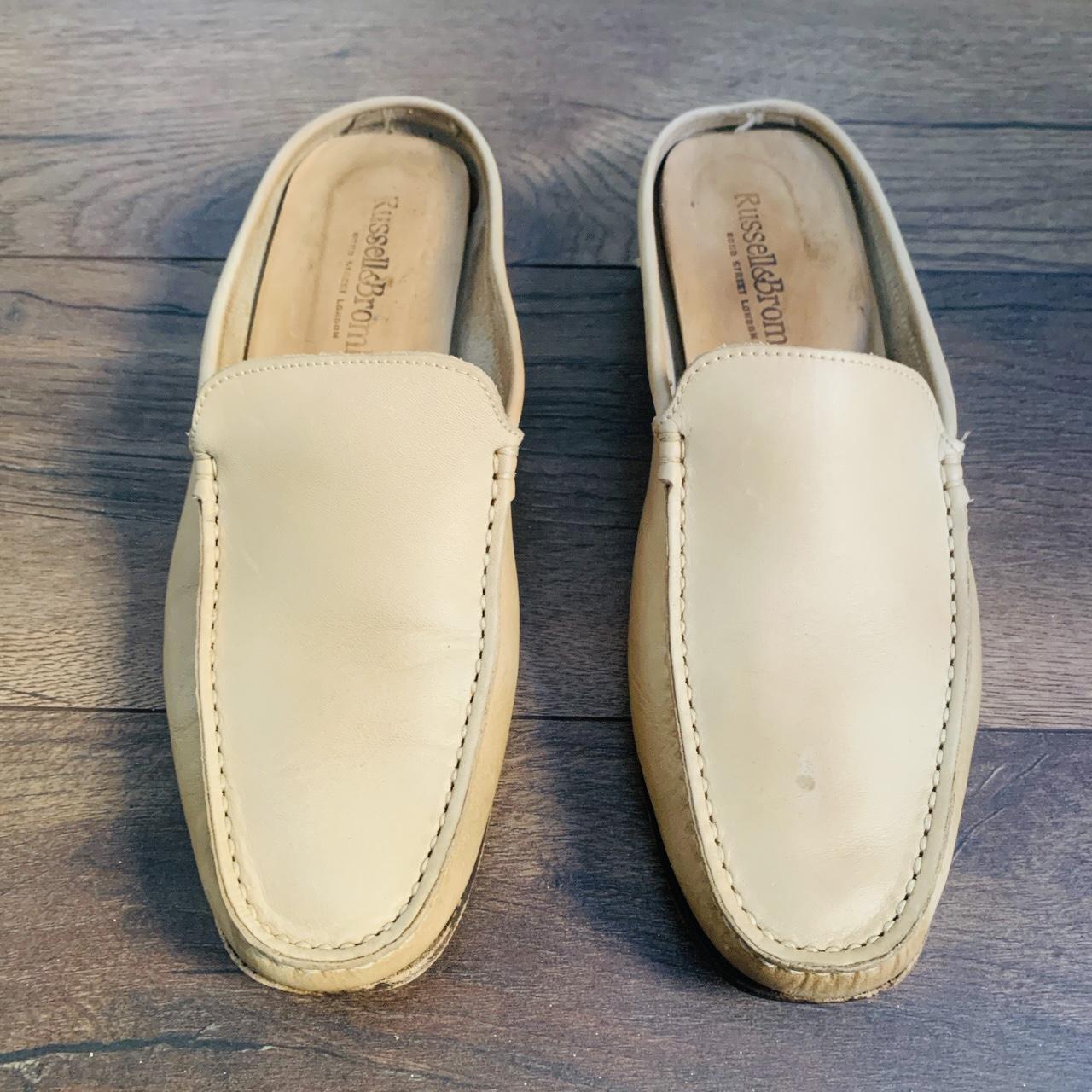 Cream best sale backless loafers