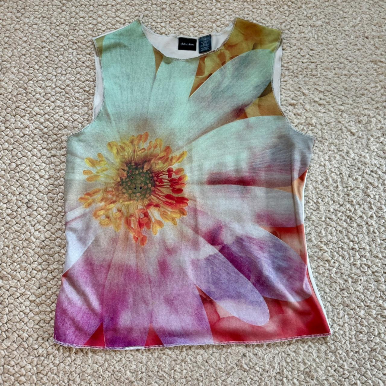 Xhilaration Women's Tank top - Multi - S – Xhilaration sleeveless flower top. In good used …