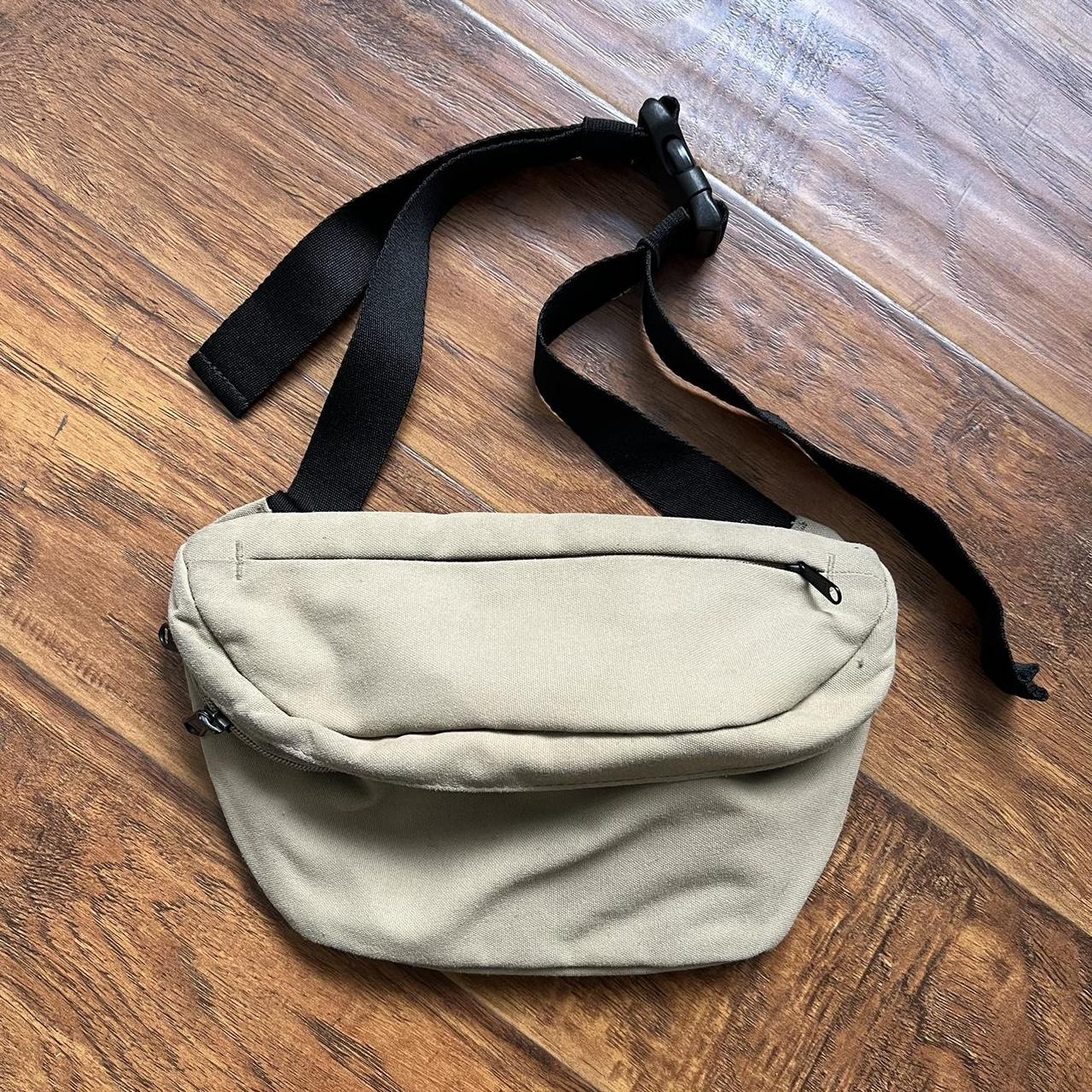 Waist cheap bag uniqlo