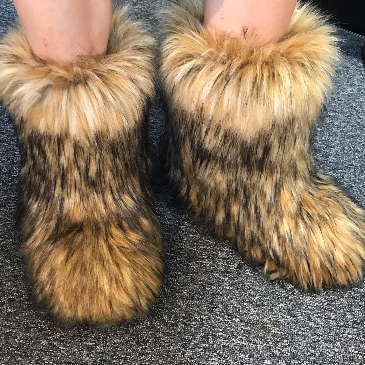 Brown yeti fur boots Great condition thick sole.... Depop
