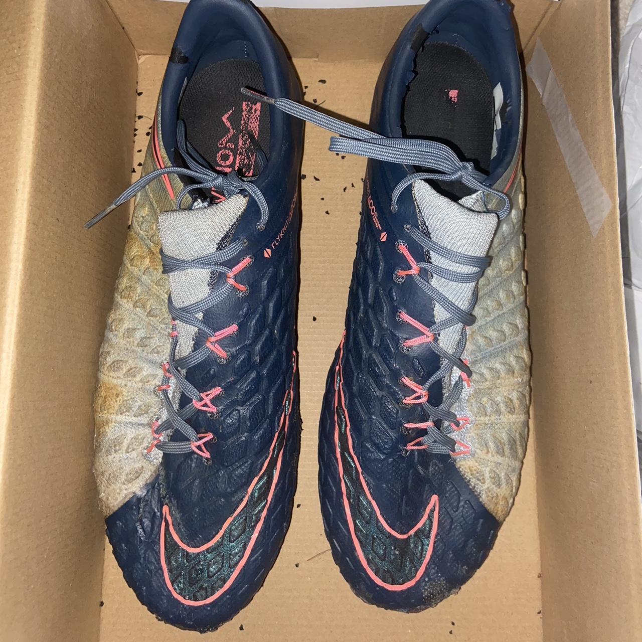 hypervenom size 9