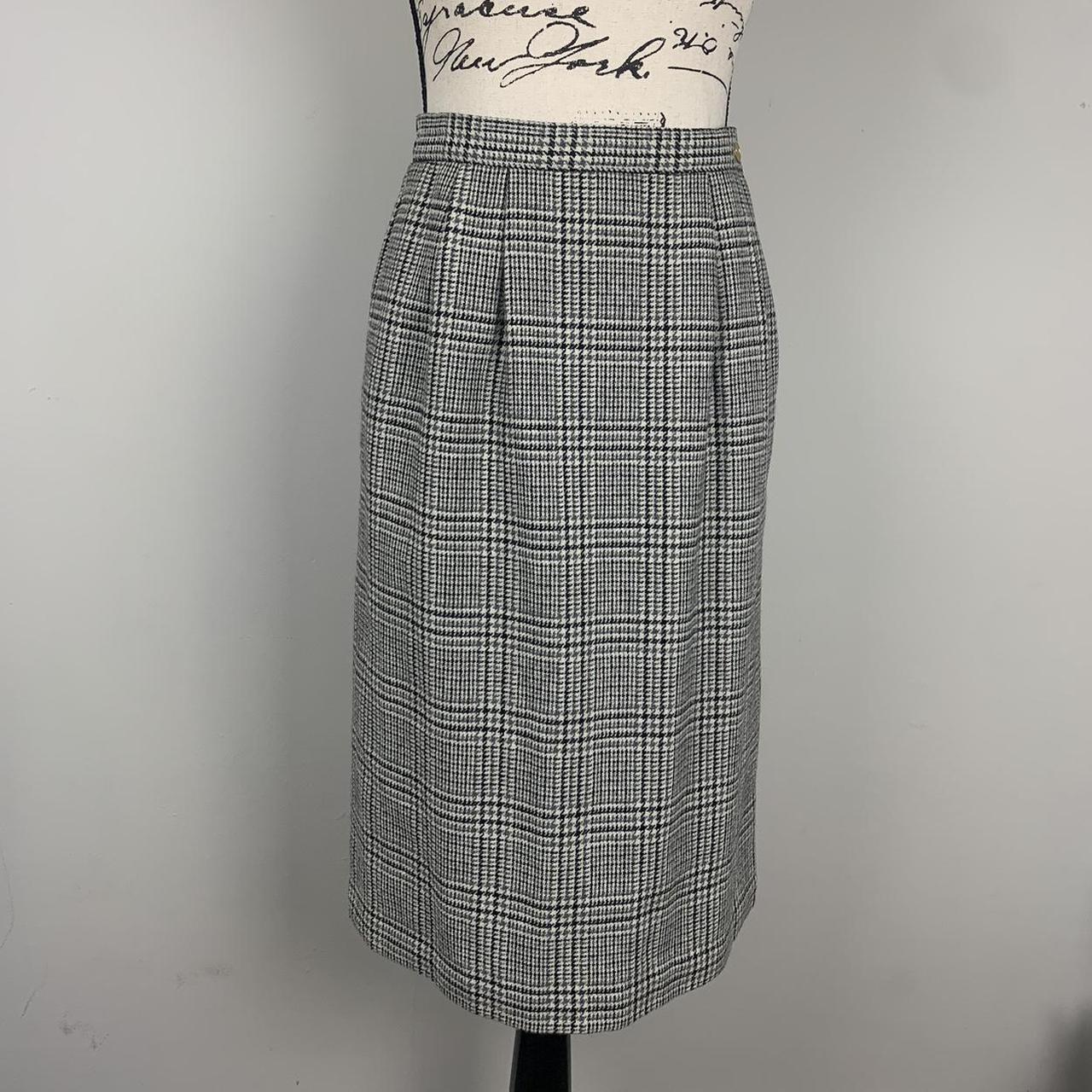 vintage 90s houndstooth pencil skirt. 🌸 brand:... - Depop