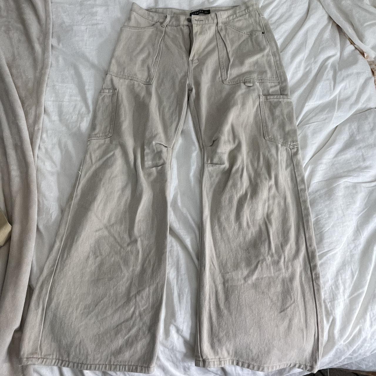 Lioness Miami vice cargo pants Size XL Worn once... - Depop