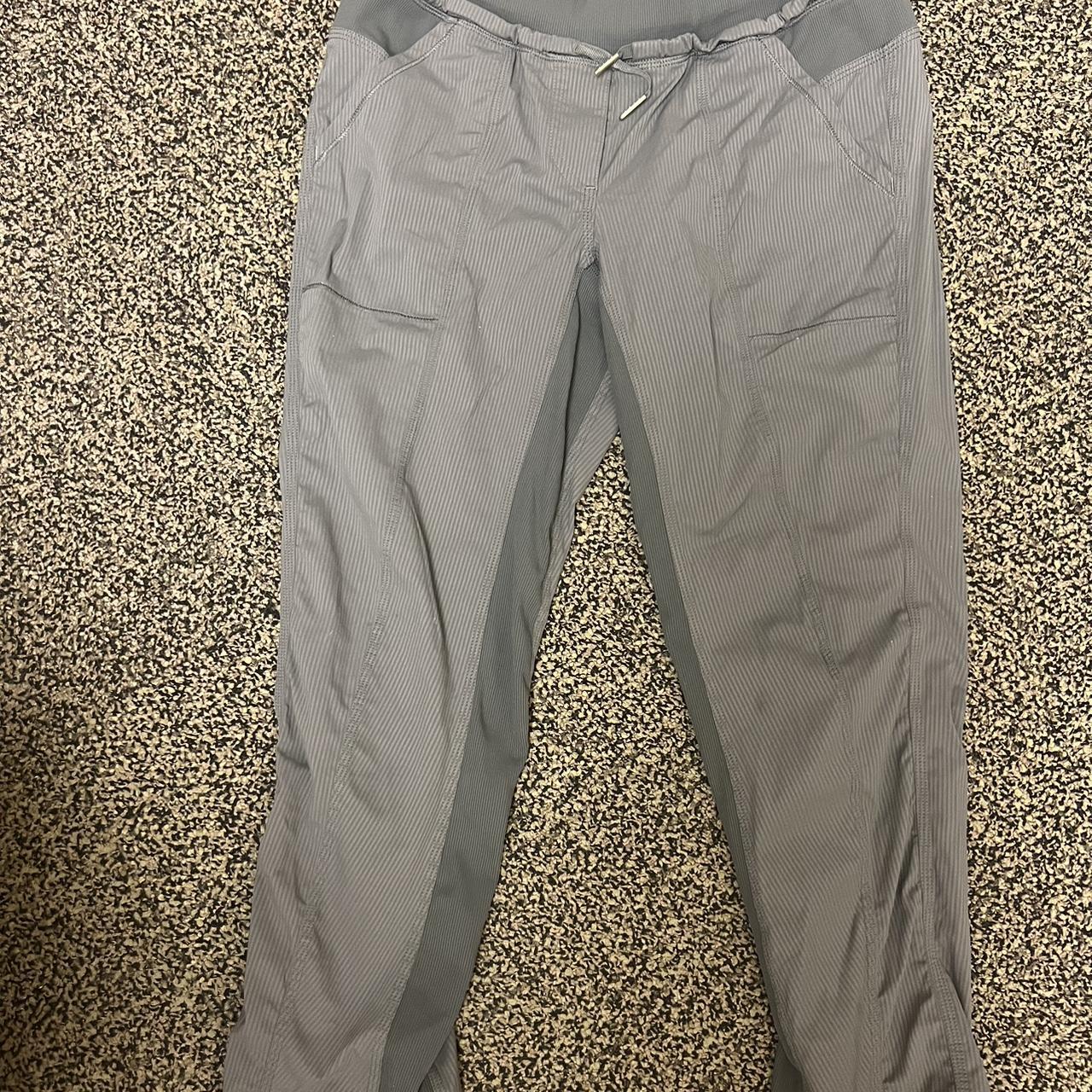 Lululemon Women's Grey Trousers | Depop