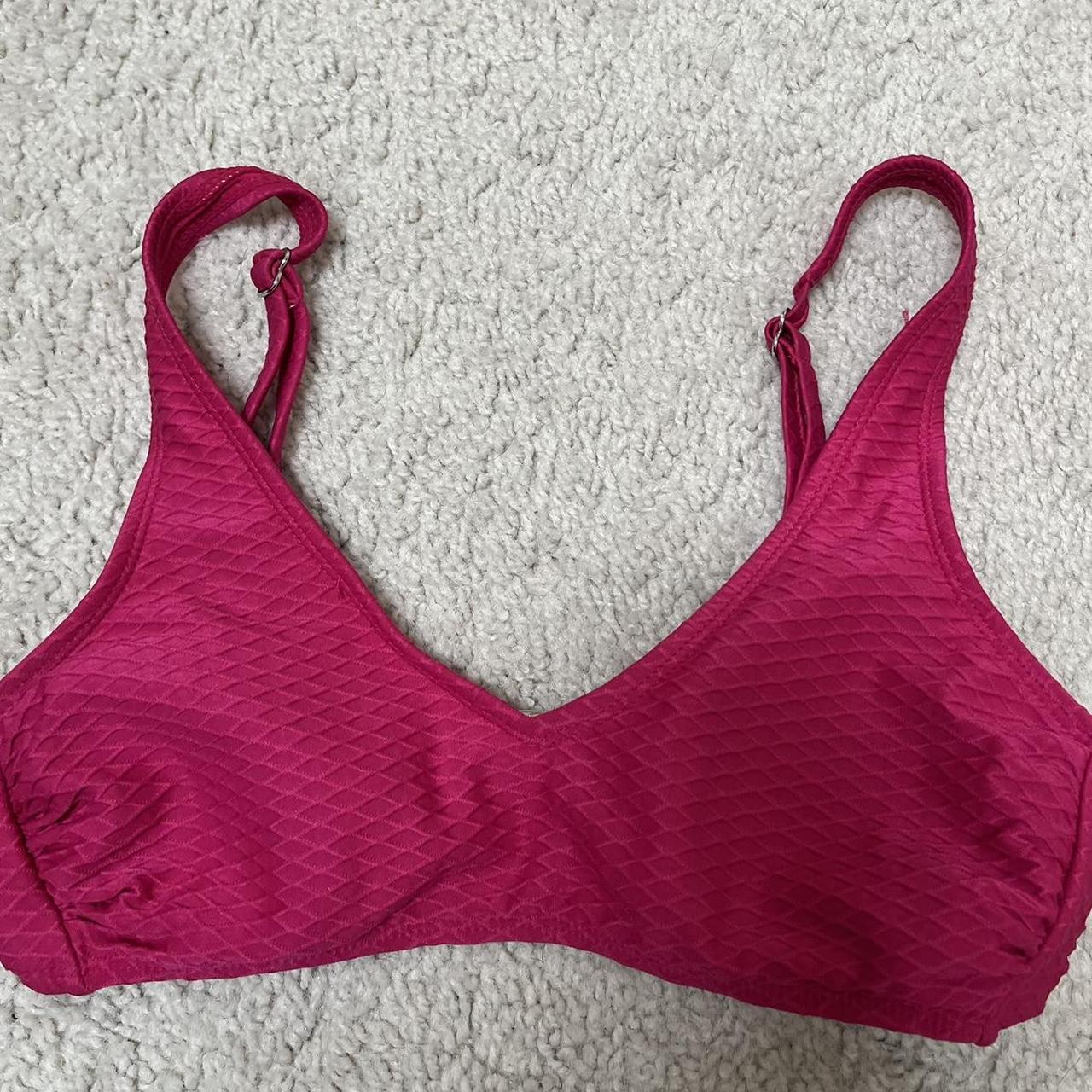 Pink target bathing suit top - Depop