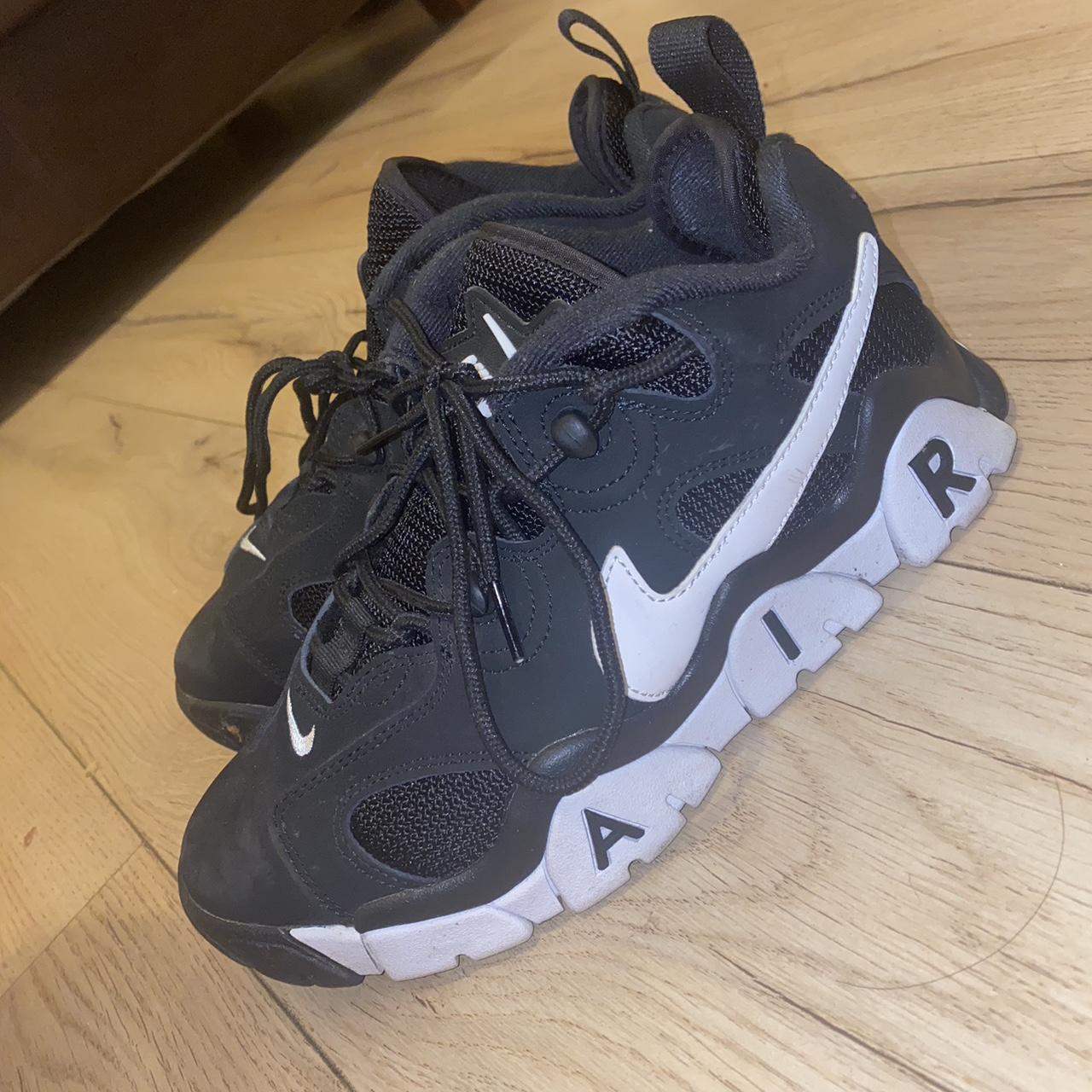 nike structure 22 women's