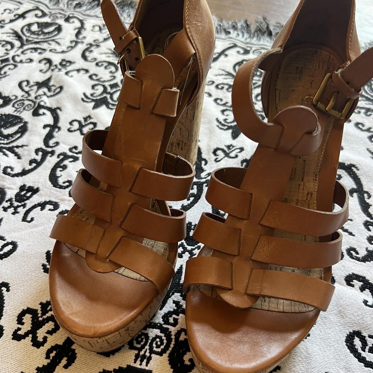 Ralph lauren 2024 tan heels