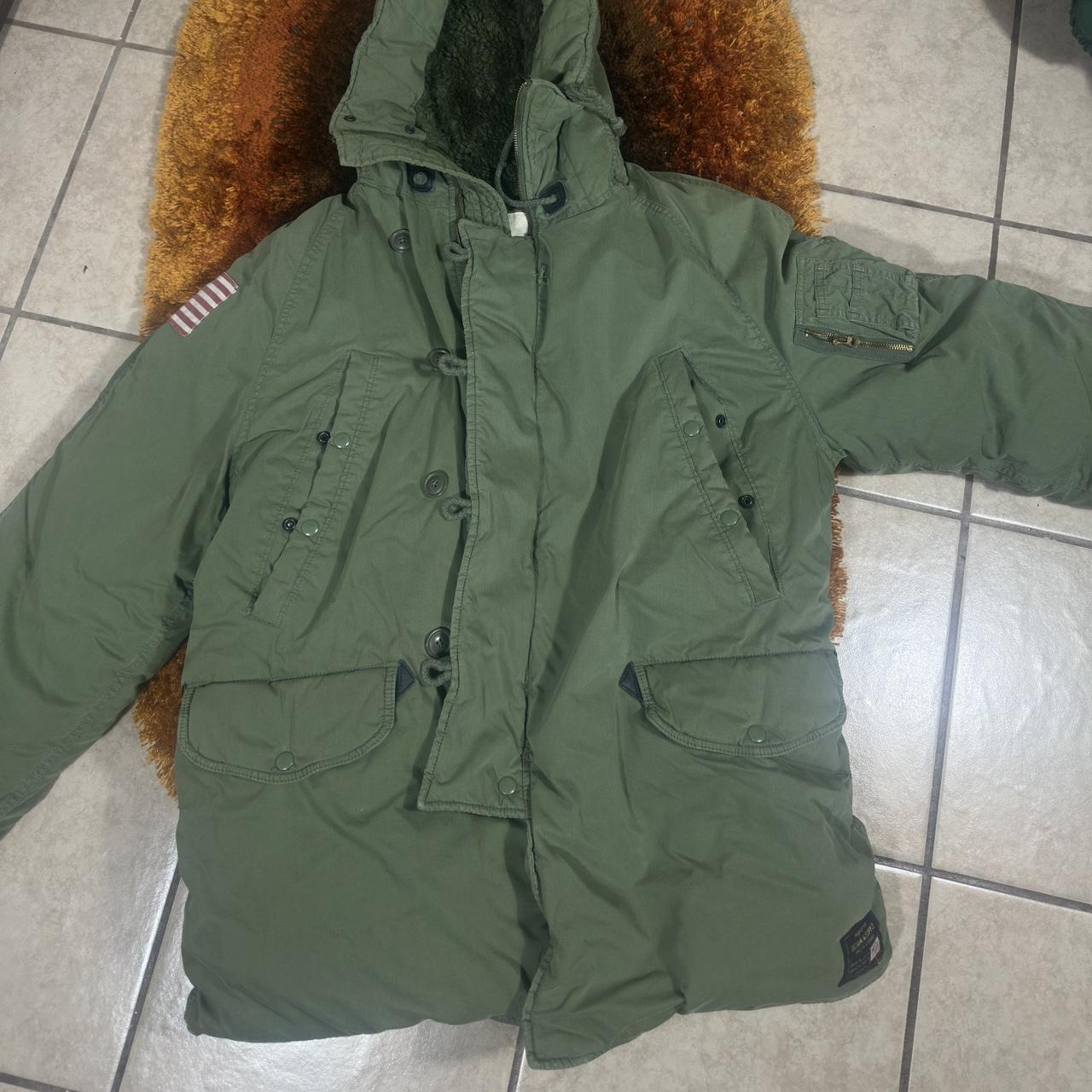 item listed by san_ramon_vintage