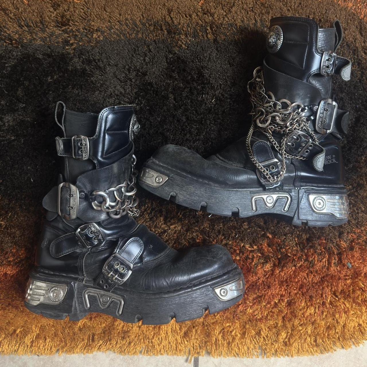 item listed by san_ramon_vintage