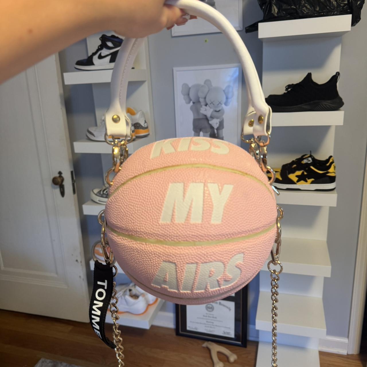 Nike basketball purse Depop