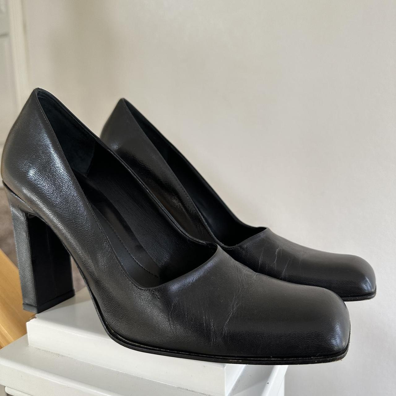 Vintage 90s BCBG black leather heels vero cuoio Depop