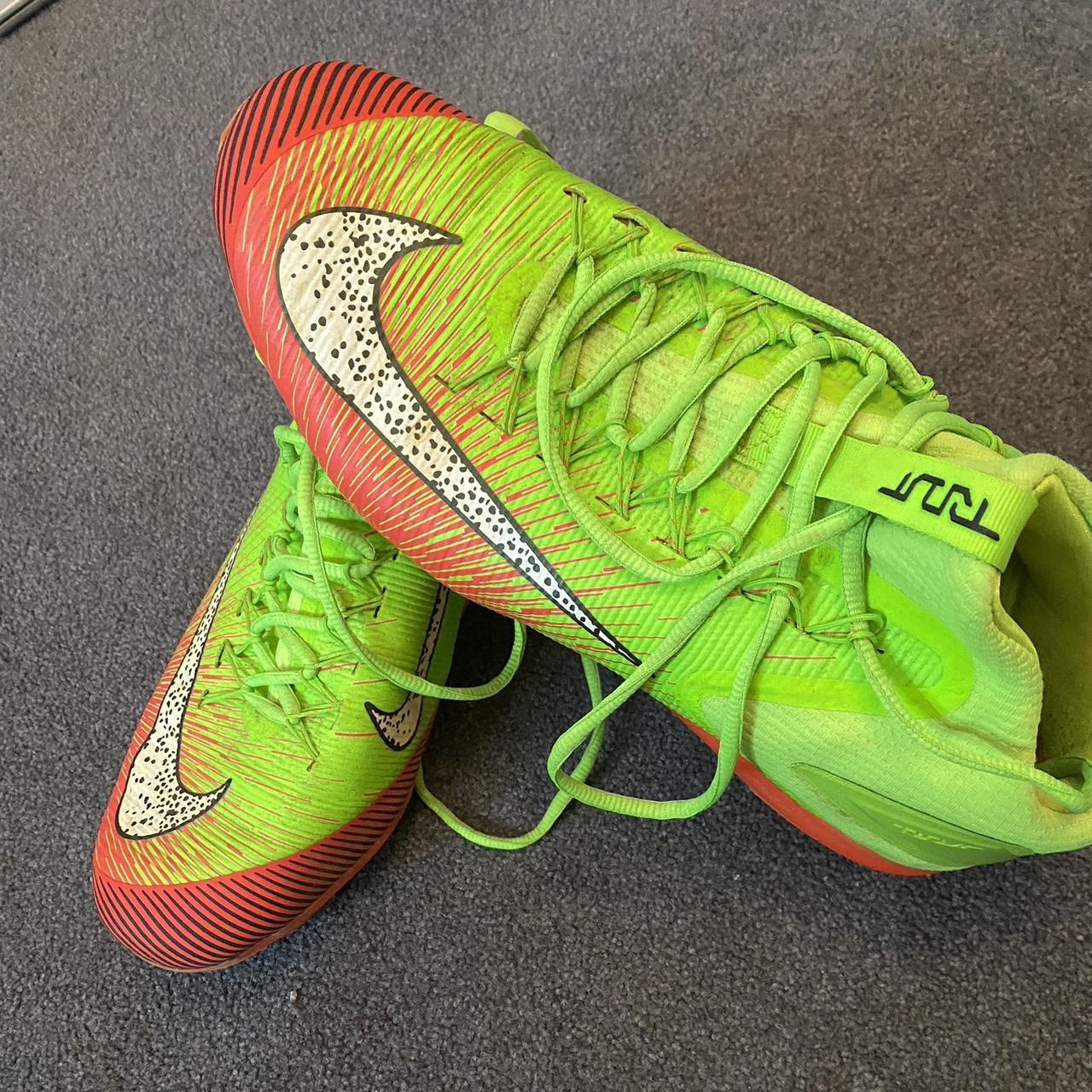 mens nike baseball shoes